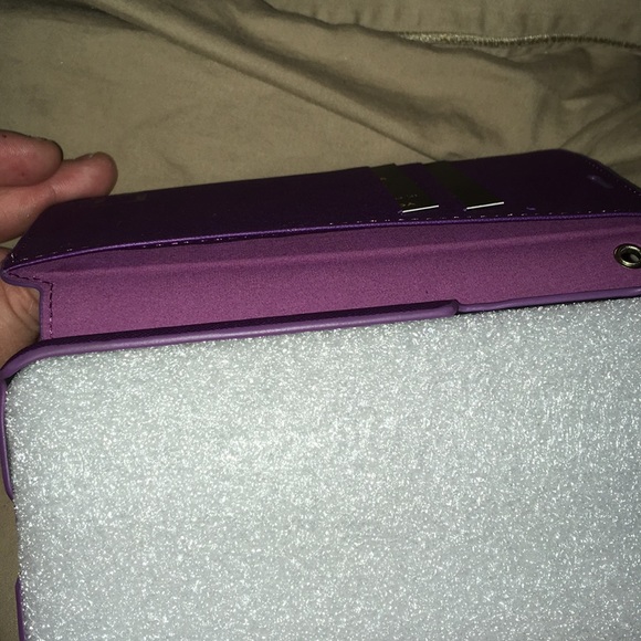 iPhone 11 purple leather wallet case - Picture 9 of 9